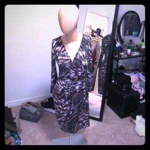 Great BCBG dress size small